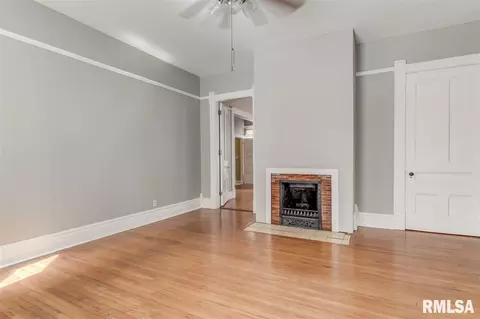 321 S Douglas Ave, Springfield, IL 62704 photo 6