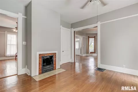 321 S Douglas Ave, Springfield, IL 62704 photo 7