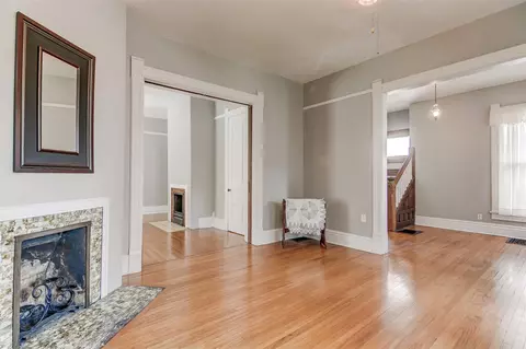 321 S Douglas Ave, Springfield, IL 62704 photo 5