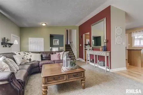 517 Witherspoon Dr, Springfield, IL 62704 photo 12