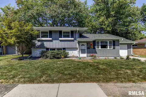 517 Witherspoon Dr, Springfield, IL 62704 photo 2