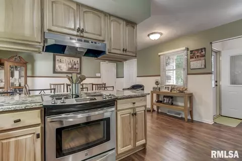 4105 Hazelcrest Rd, Springfield, IL 62703 photo 3