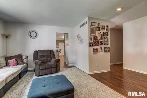 4105 Hazelcrest Rd, Springfield, IL 62703 photo 13