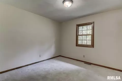 52 Frontier Lake Dr, Springfield, IL 62707 photo 15