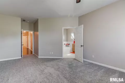 4013 Destiny Dr, Springfield, IL 62712 photo 17