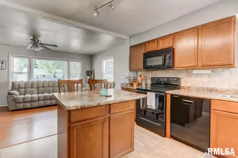 3530 Stanton St, Springfield, IL 62703 photo 7