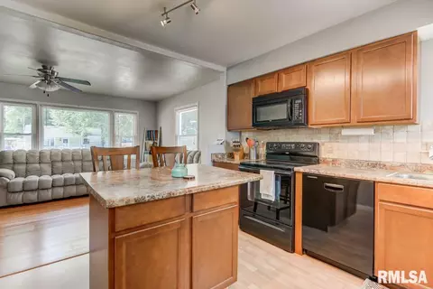 3530 Stanton St, Springfield, IL 62703 photo 8