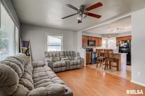 3530 Stanton St, Springfield, IL 62703 photo 5