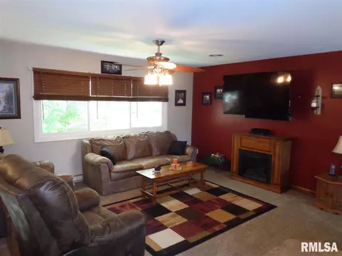 2221 Kaskaskia Dr, Springfield, IL 62702 photo 26