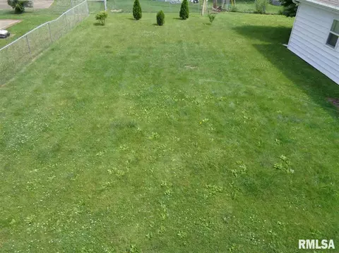 2221 Kaskaskia Dr, Springfield, IL 62702 photo 15