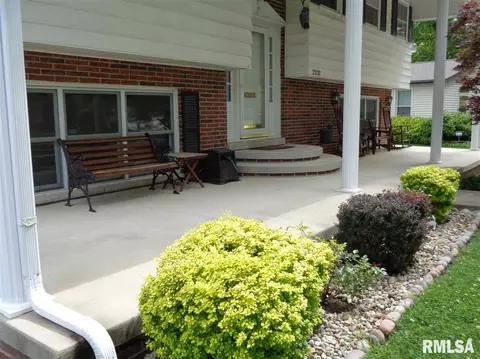 2221 Kaskaskia Dr, Springfield, IL 62702 photo 5