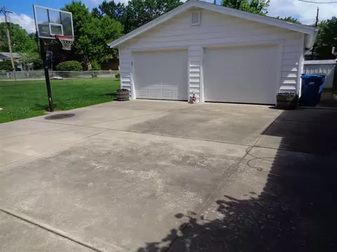 2221 Kaskaskia Dr, Springfield, IL 62702 photo 19
