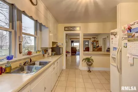 6418 Pec Rd, Springfield, IL 62711 photo 9