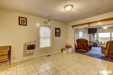 6418 Pec Rd, Springfield, IL 62711 photo 12