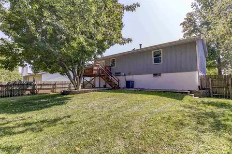 2021 Stockton Dr, Springfield, IL 62703 photo 2