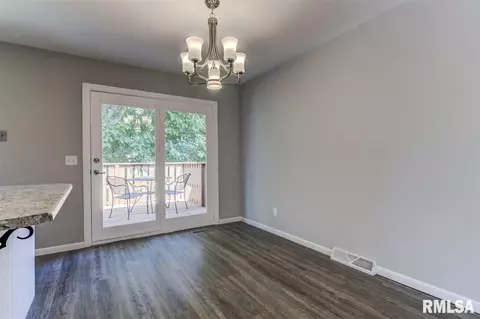 2021 Stockton Dr, Springfield, IL 62703 photo 13