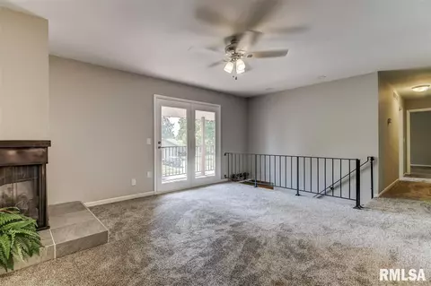 2021 Stockton Dr, Springfield, IL 62703 photo 8
