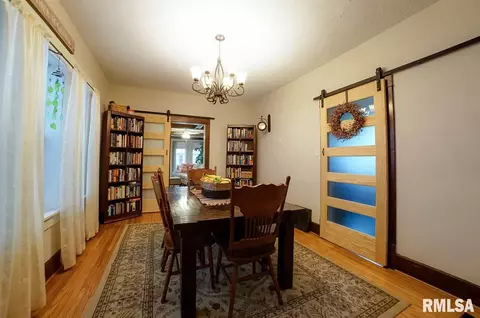 1717 S Lowell Ave, Springfield, IL 62704 photo 8