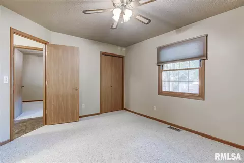 74 Amherst Dr, Springfield, IL 62702 photo 20