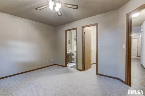 74 Amherst Dr, Springfield, IL 62702 photo 23