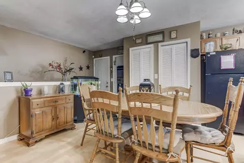 1500 Brenda Ct, Springfield, IL 62702 photo 11