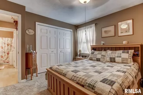 1500 Brenda Ct, Springfield, IL 62702 photo 13