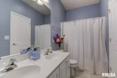 2031 W Laurel St, Springfield, IL 62704 photo 28