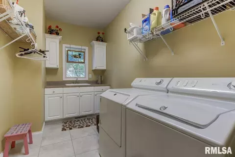 2031 W Laurel St, Springfield, IL 62704 photo 29
