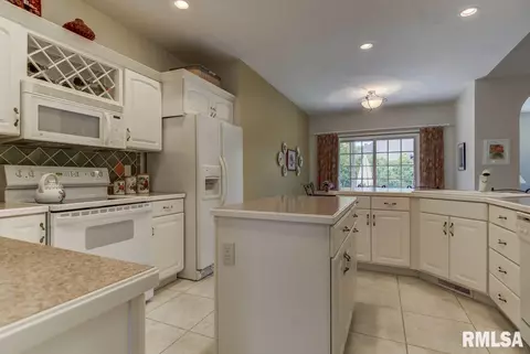2031 W Laurel St, Springfield, IL 62704 photo 10