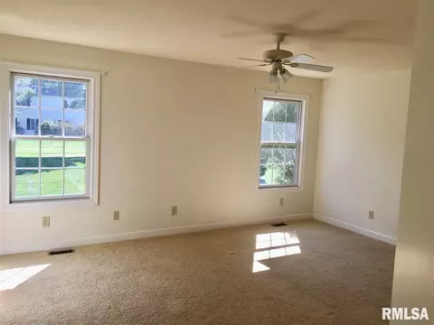 2250 Andrew Rd, Sherman, IL 62684 photo 14