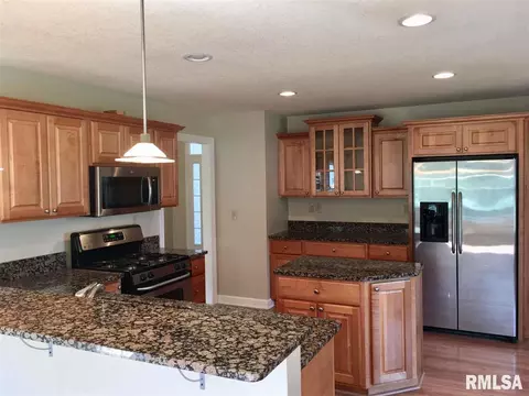 2250 Andrew Rd, Sherman, IL 62684 photo 9