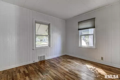 2105 N 20th St, Springfield, IL 62702 photo 11