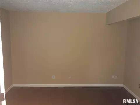 101 Bristol Rd, Springfield, IL 62704 photo 8