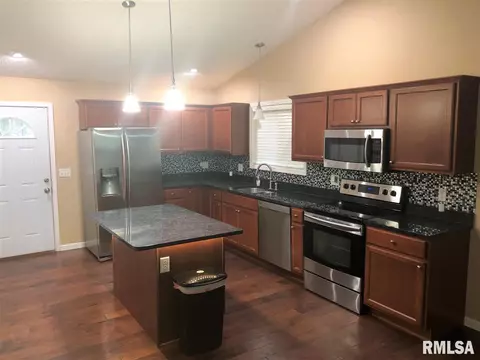 101 Bristol Rd, Springfield, IL 62704 photo 5