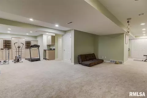 1813 Windycrest Dr, Springfield, IL 62704 photo 31