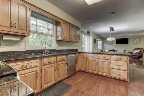 1813 Windycrest Dr, Springfield, IL 62704 photo 11
