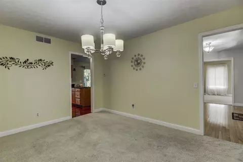 1813 Windycrest Dr, Springfield, IL 62704 photo 17