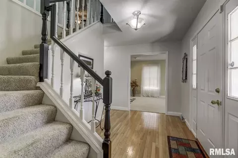 1813 Windycrest Dr, Springfield, IL 62704 photo 4