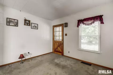 2133 S Lowell Ave, Springfield, IL 62704 photo 2
