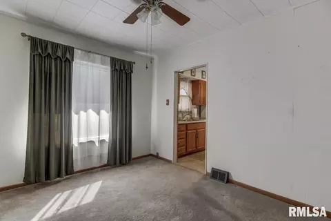 2133 S Lowell Ave, Springfield, IL 62704 photo 15