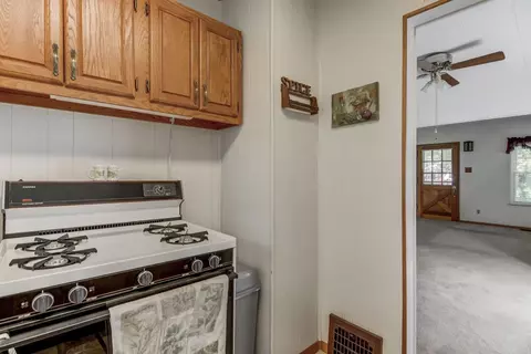 2133 S Lowell Ave, Springfield, IL 62704 photo 11