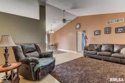 4480 Laverna Rd, Springfield, IL 62707 photo 7