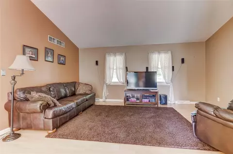 4480 Laverna Rd, Springfield, IL 62707 photo 8