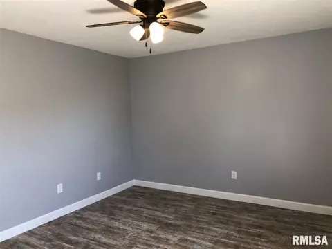 4120 Mccormick Dr, Springfield, IL 62702 photo 12