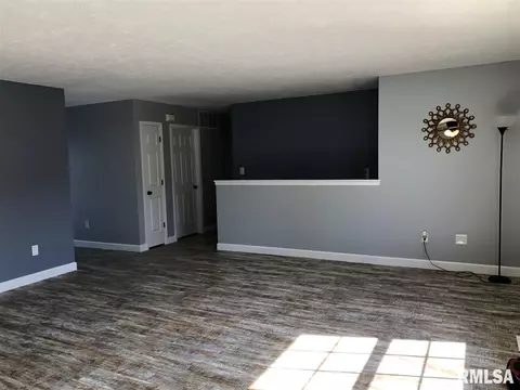 4120 Mccormick Dr, Springfield, IL 62702 photo 15