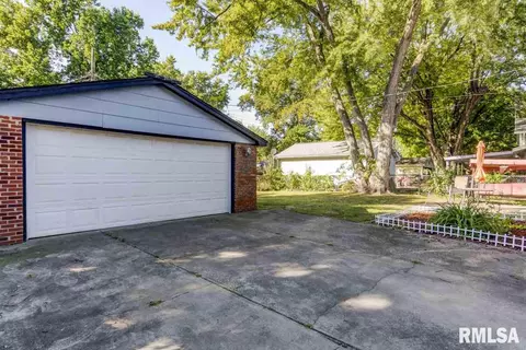 40 Villanova Dr, Springfield, IL 62703 photo 2
