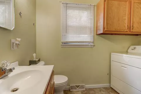 40 Villanova Dr, Springfield, IL 62703 photo 16