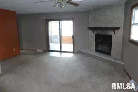 24 Gettysburg Dr, Springfield, IL 62702 photo 5