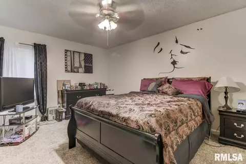 2601-2603 Delaware Dr, Springfield, IL 62702 photo 7
