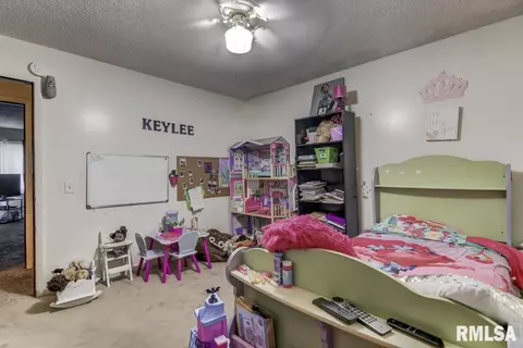 2601-2603 Delaware Dr, Springfield, IL 62702 photo 9